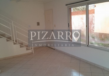 Alquiler Duplex 3 Dorm. - Patio y Cochera | Catriel Al 200