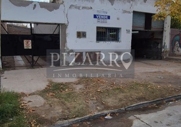  Lote con galpon y tres dptos (ideal inversion)